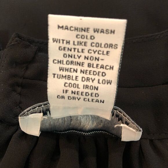 Carmen Marc Valvo blouse - Picture 4 of 4